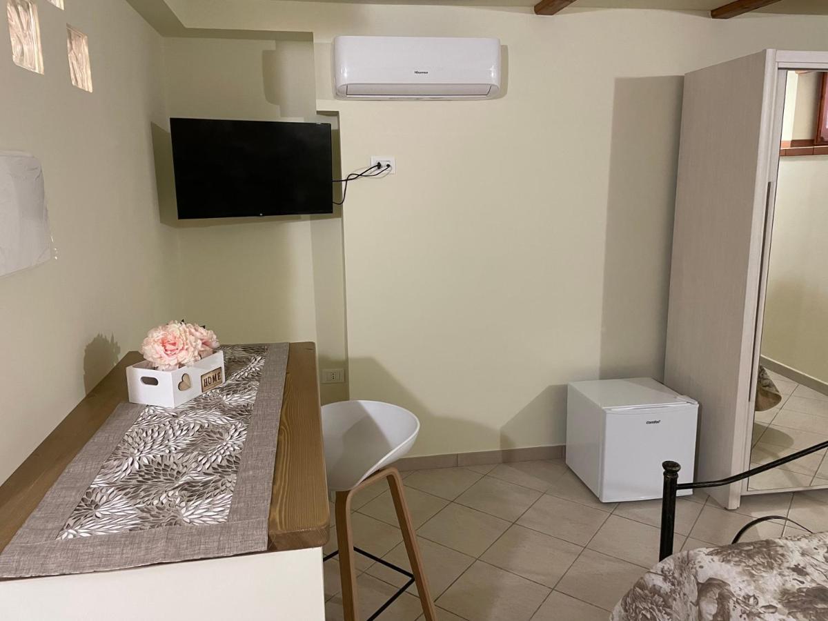 폰디 La Stanza Del Principe B&B 외부 사진