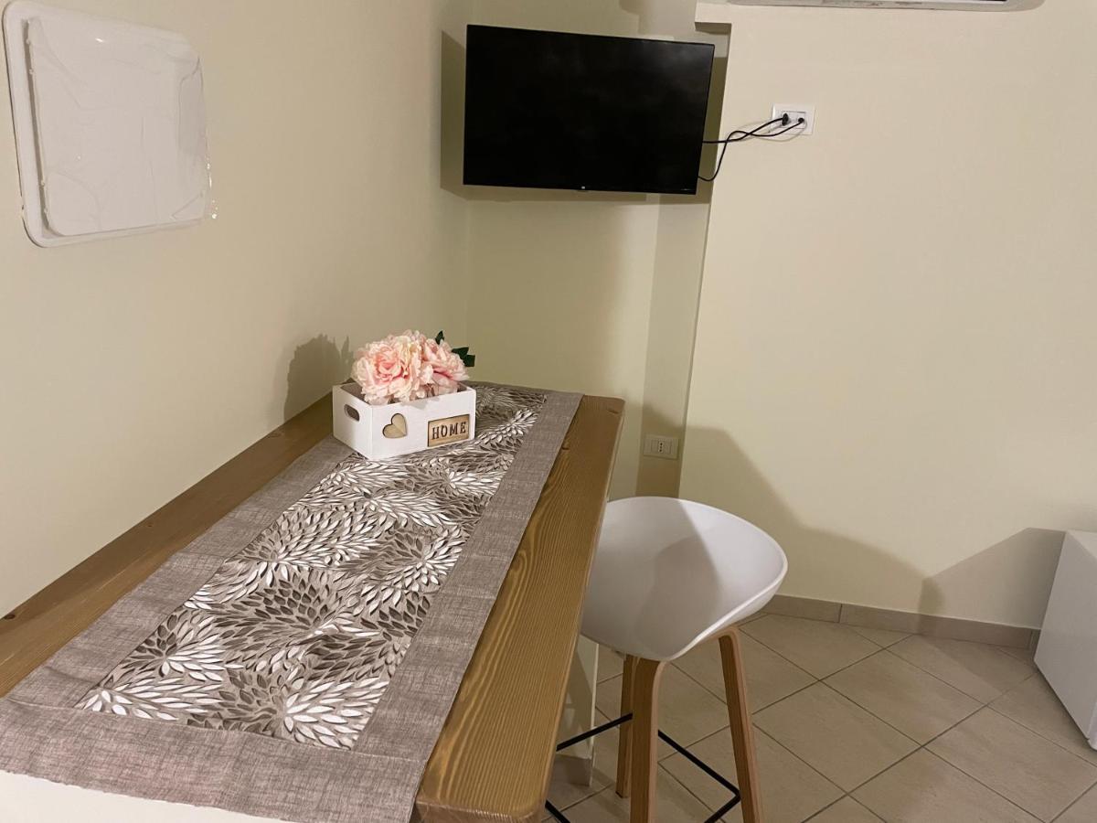 폰디 La Stanza Del Principe B&B 외부 사진